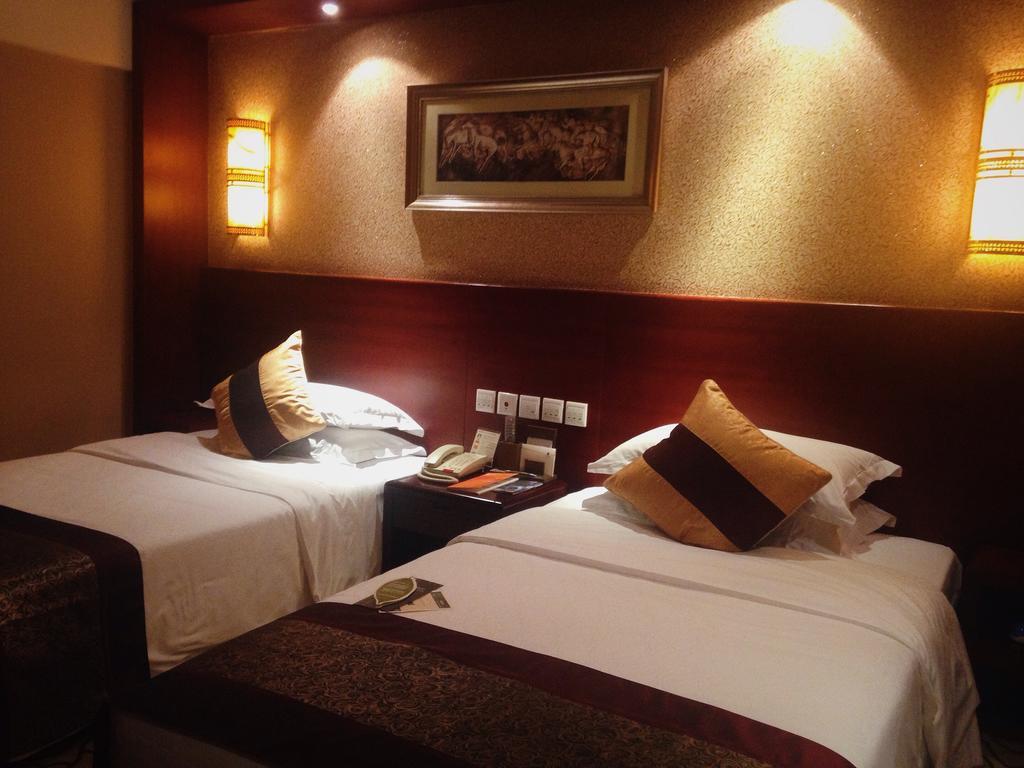 Dynasty International Hotel Kunming Værelse billede