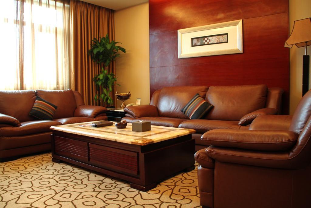 Dynasty International Hotel Kunming Værelse billede